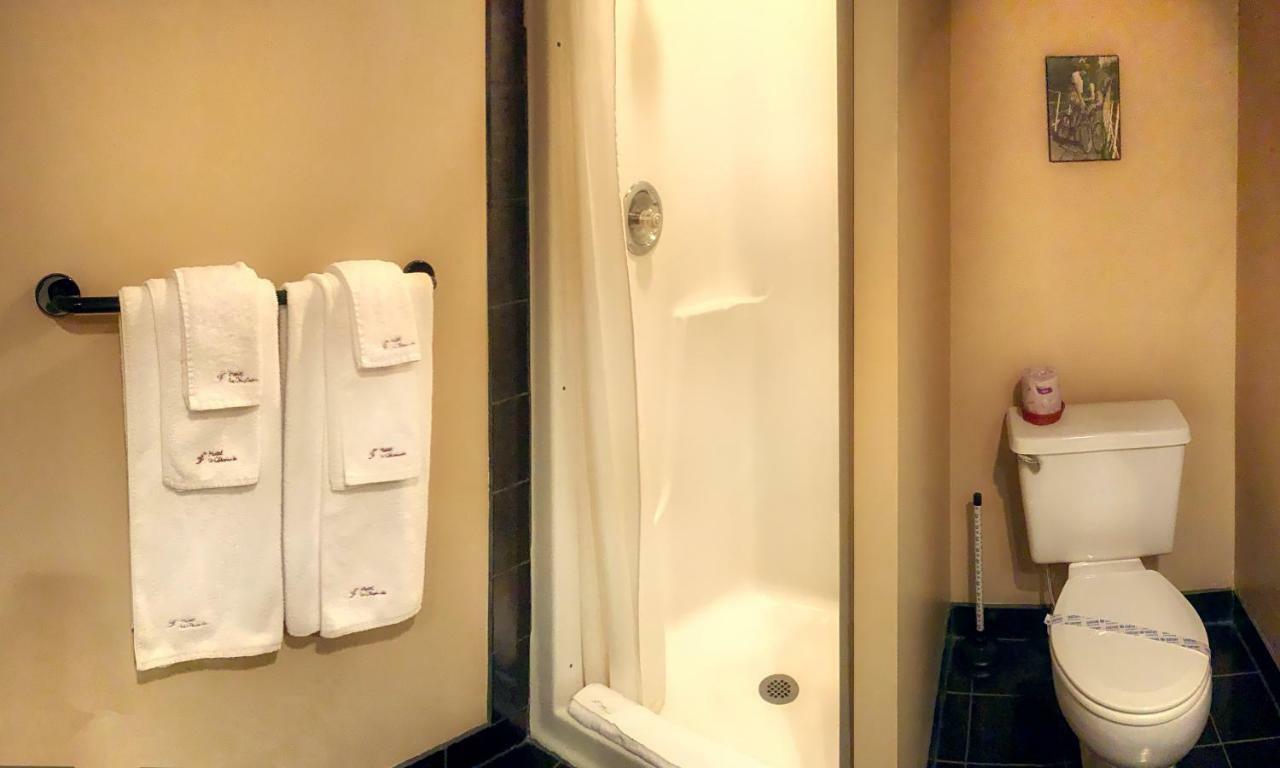 Motel La Cheminee 생제롬 외부 사진